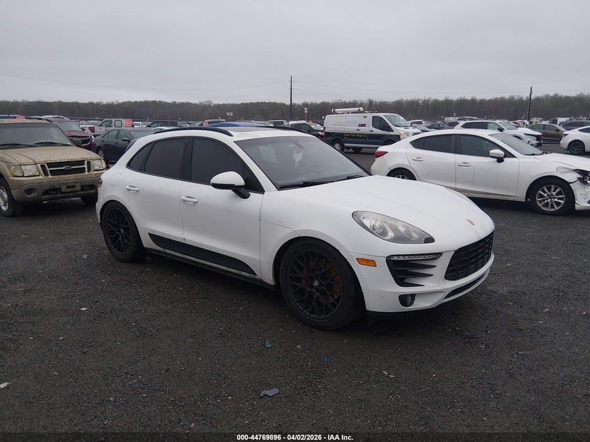 2015 Porsche Macan S