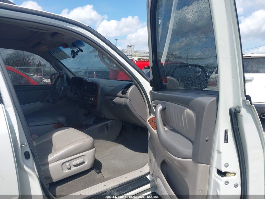 2006 Toyota Sequoia Limited V8