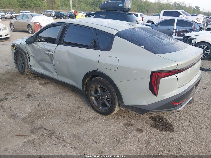 Vin: 3kpft4de7te269039, lot: 45267126, kia k4 lxs 20263
