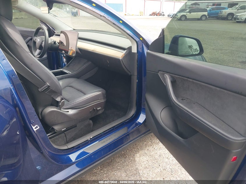 2022 Tesla Model Y Performance Dual Motor All-Wheel Drive