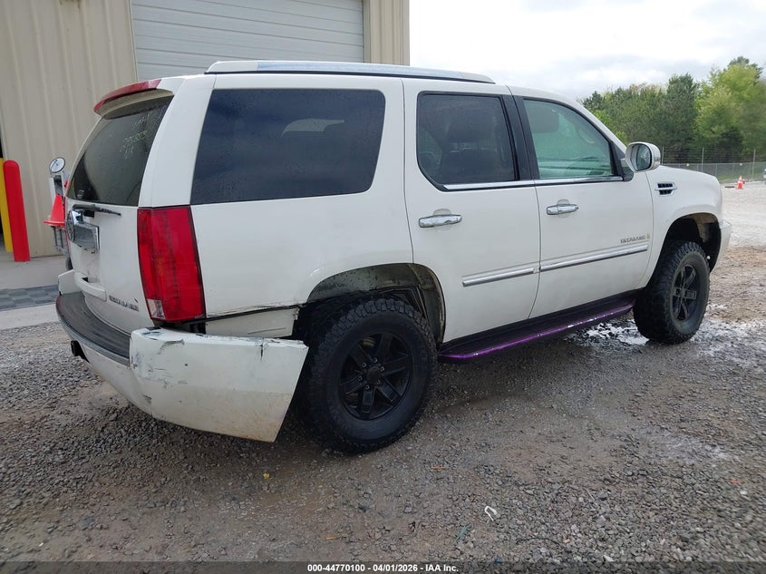 2007 Cadillac Escalade Standard