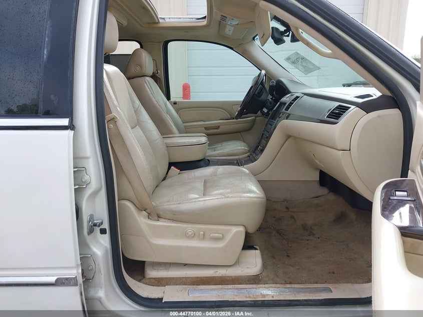 2007 Cadillac Escalade Standard