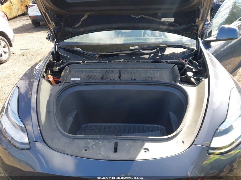 AtlanticExpress - Tesla Model Y