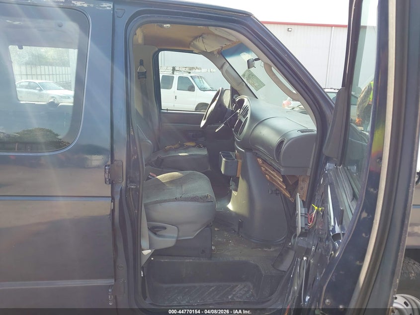 2003 Ford E-150 Chateau/Xl/Xlt