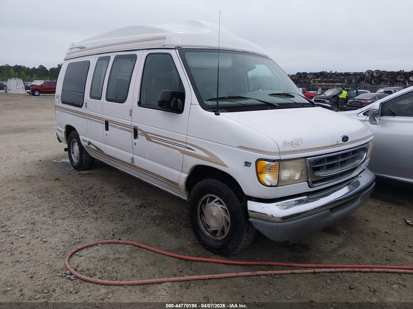 2000 Ford E-150 Recreational