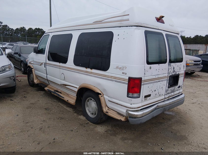 2000 Ford E-150 Recreational
