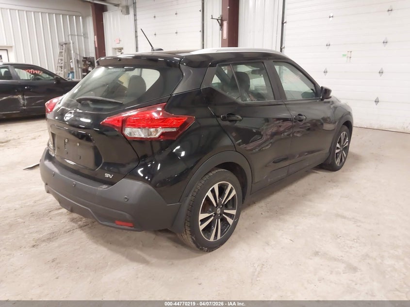 2020 Nissan Kicks Sv Xtronic Cvt