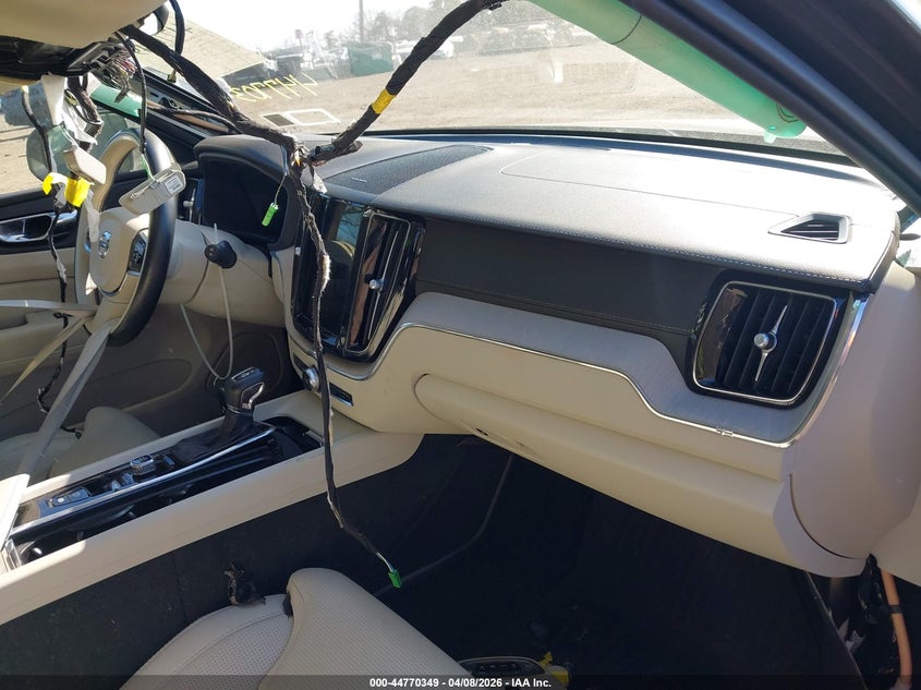 2021 VOLVO XC60 2.0L I-4 DI, DOHC, V(VIN: YV4102RL2M1727943