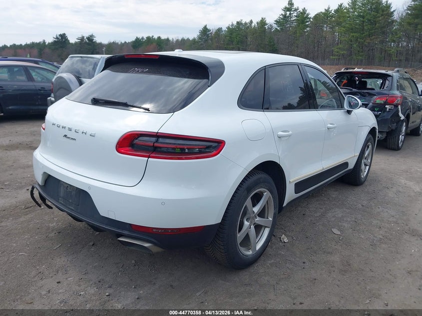 2017 Porsche Macan