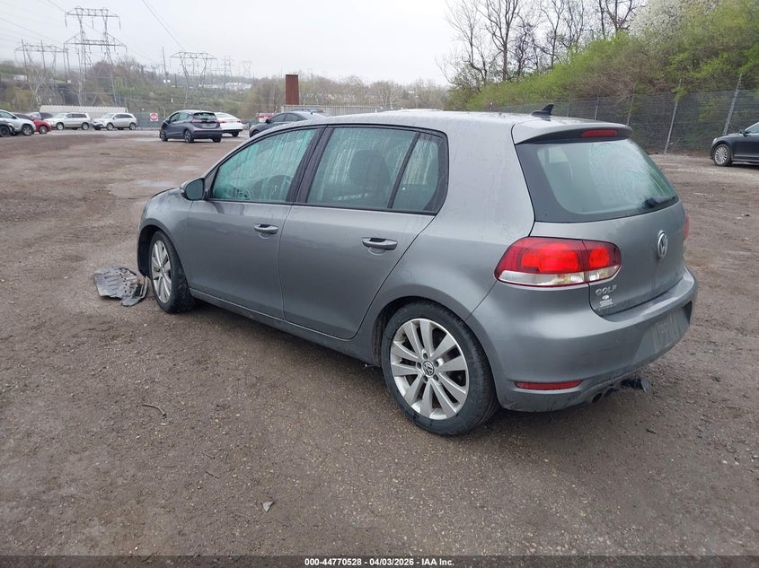 2012 Volkswagen Golf Tdi 4-Door