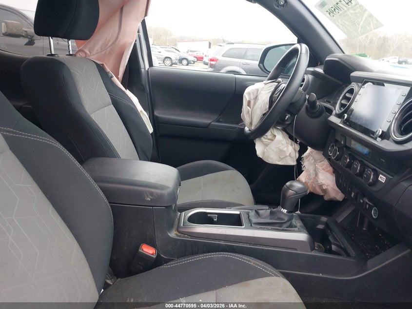 VIN 3TYCZ5AN9NT100908 2022 TOYOTA TACOMA TRD SPORT