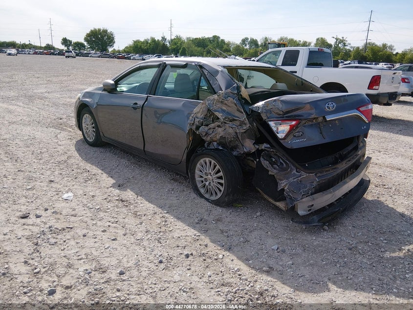 2015 Toyota Camry Le