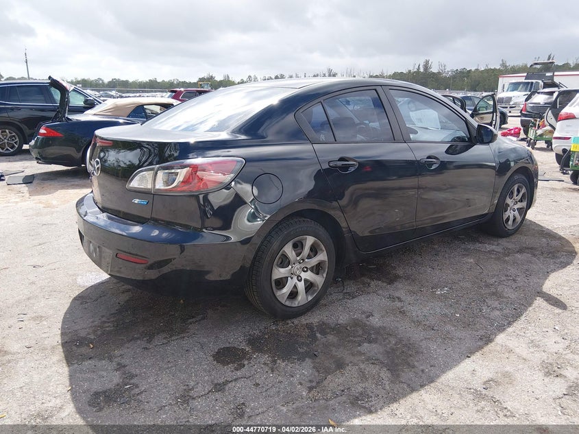2013 Mazda Mazda3 I Sport