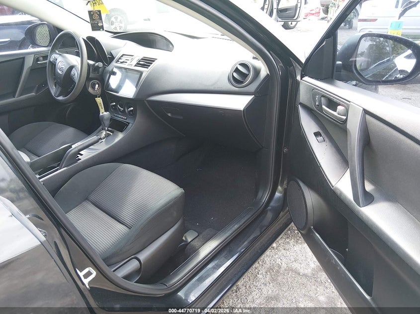 2013 Mazda Mazda3 I Sport