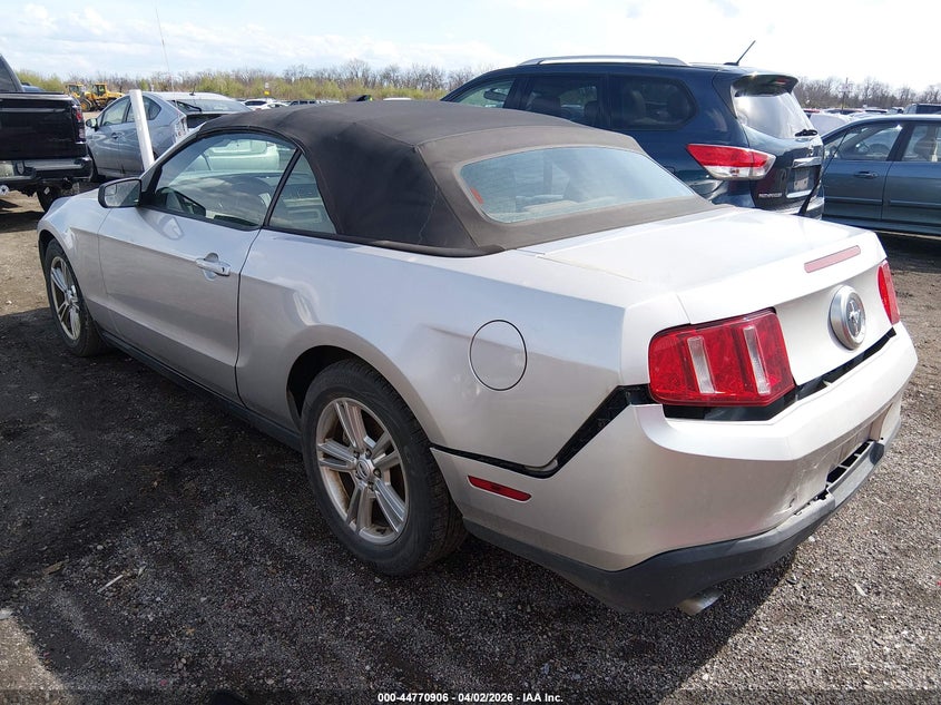 2011 Ford Mustang V6