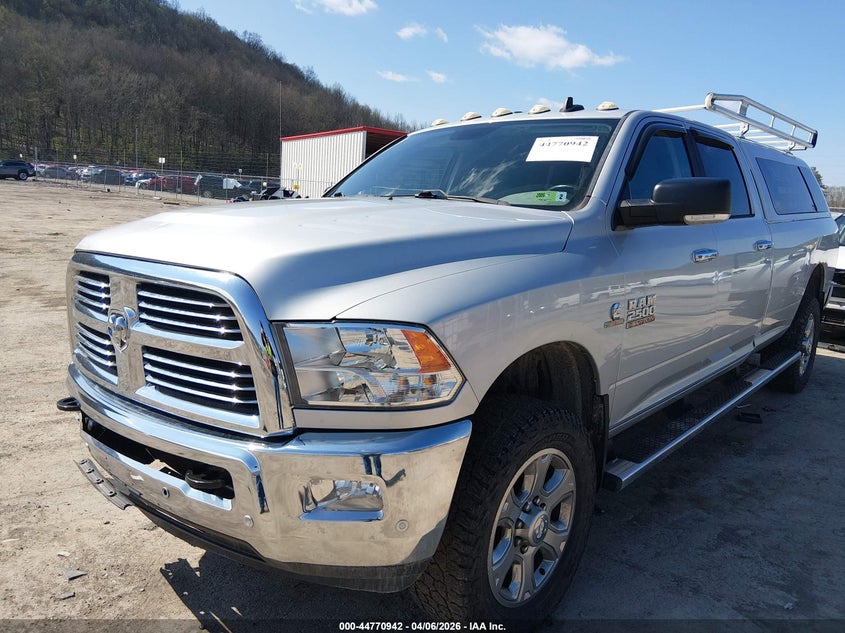 2017 Ram 2500 Big Horn 4X4 8' Box