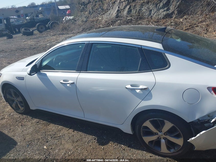 2020 Kia Optima S VIN: 5XXGT4L35LG418513 Lot: 44770946