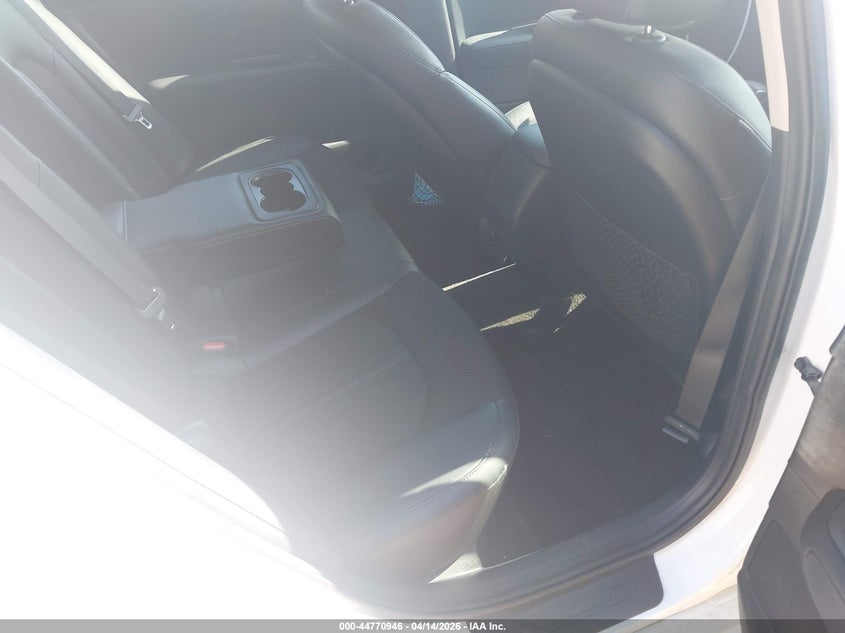 2020 Kia Optima S VIN: 5XXGT4L35LG418513 Lot: 44770946