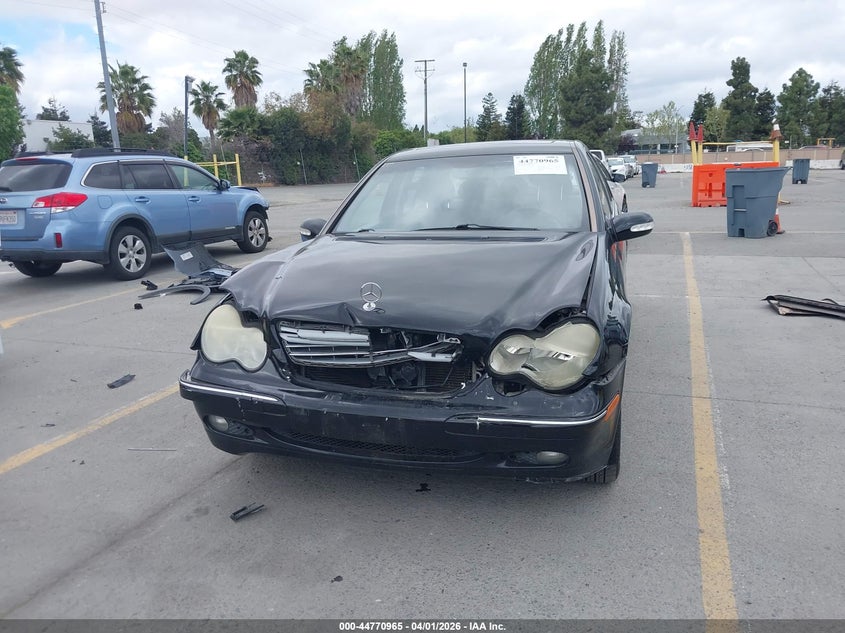 2002 Mercedes-Benz C 320 VIN: WDBRF64J12F168157 Lot: 44770965