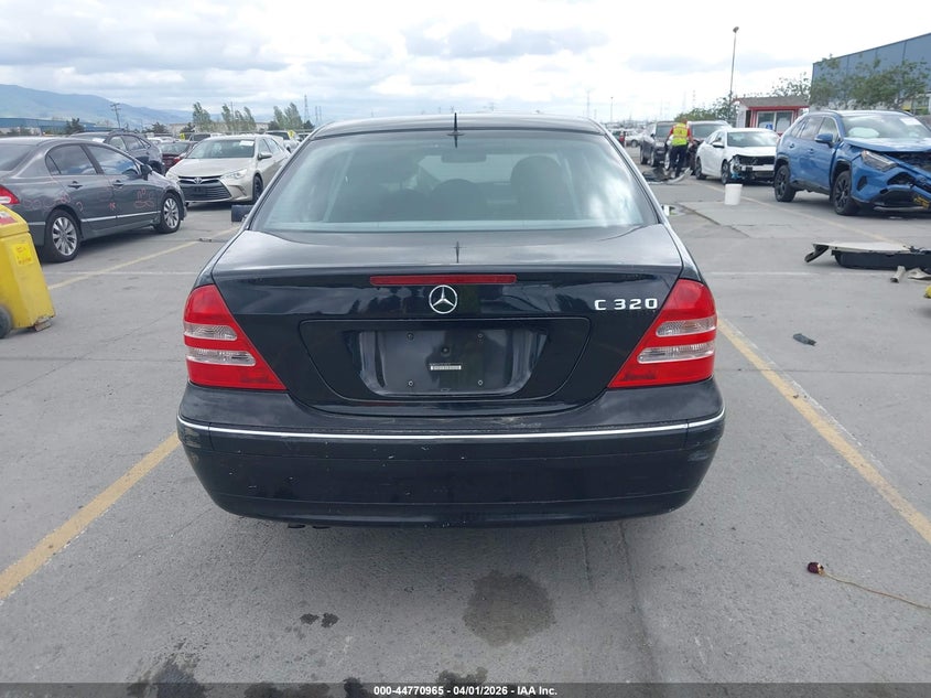 2002 Mercedes-Benz C 320 VIN: WDBRF64J12F168157 Lot: 44770965