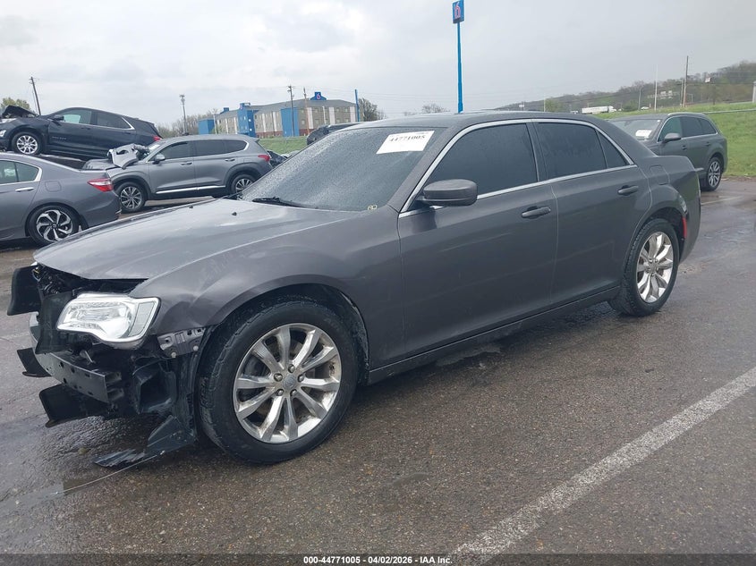 2015 Chrysler 300 Limited