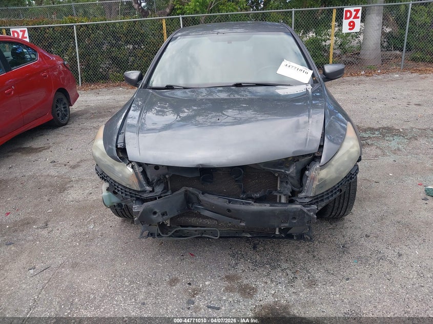 2012 Honda Accord 2.4 2.4 Lx grey Lot 111044771010 Vin 1HGCP2F32CA233805