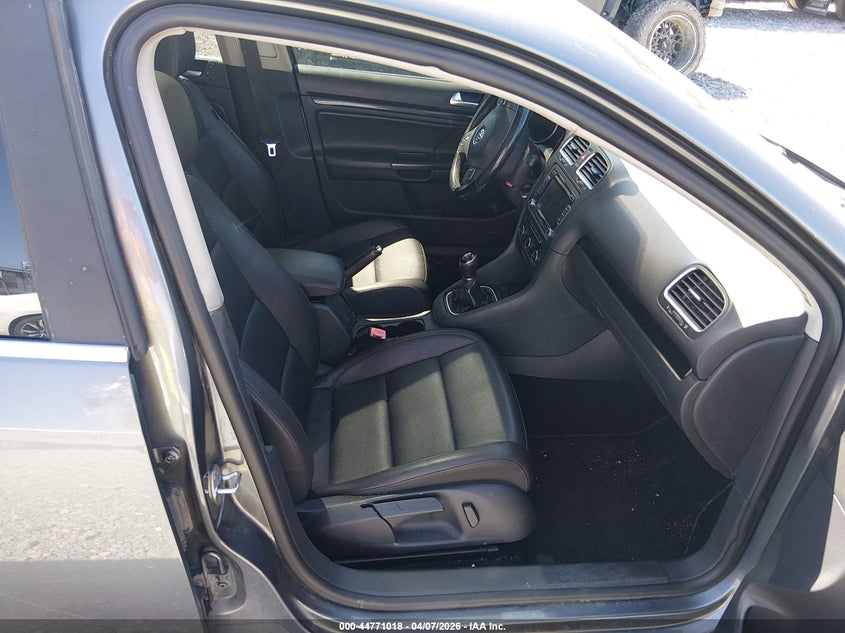 2013 Volkswagen Jetta Sportwagen 2.0L Tdi