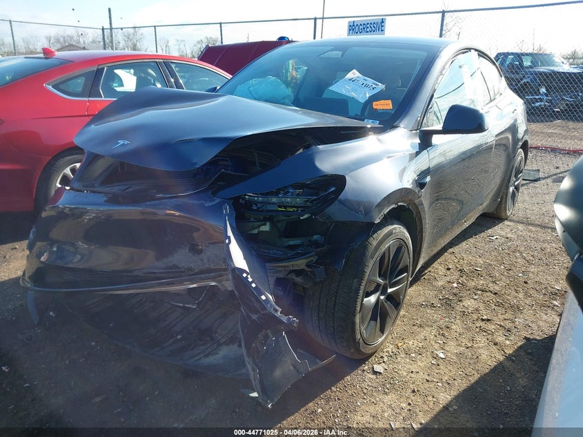 2025 Tesla Model Y Long Range Dual Motor Rear-Wheel Drive