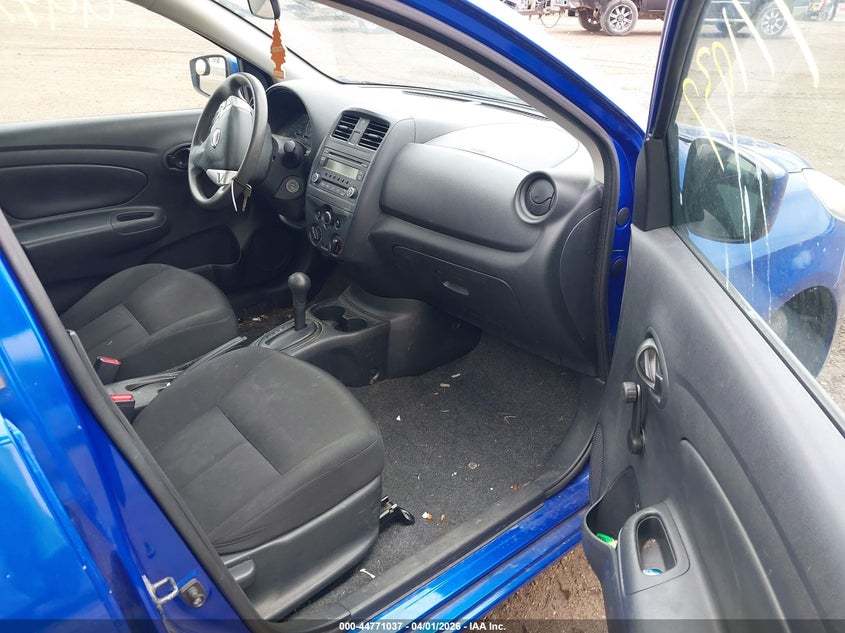 2016 Nissan Versa 1.6 S+