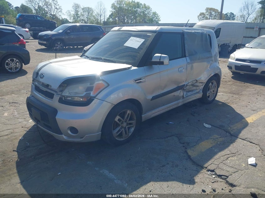 2010 Kia Soul +