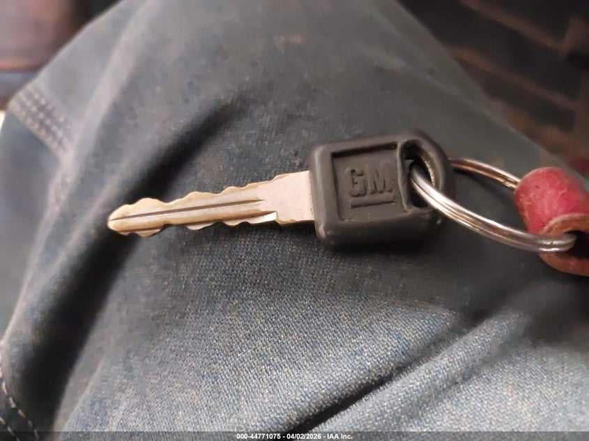 1996 GMC Sierra C1500 VIN: 2GTEC19R0T1562719 Lot: 44771075