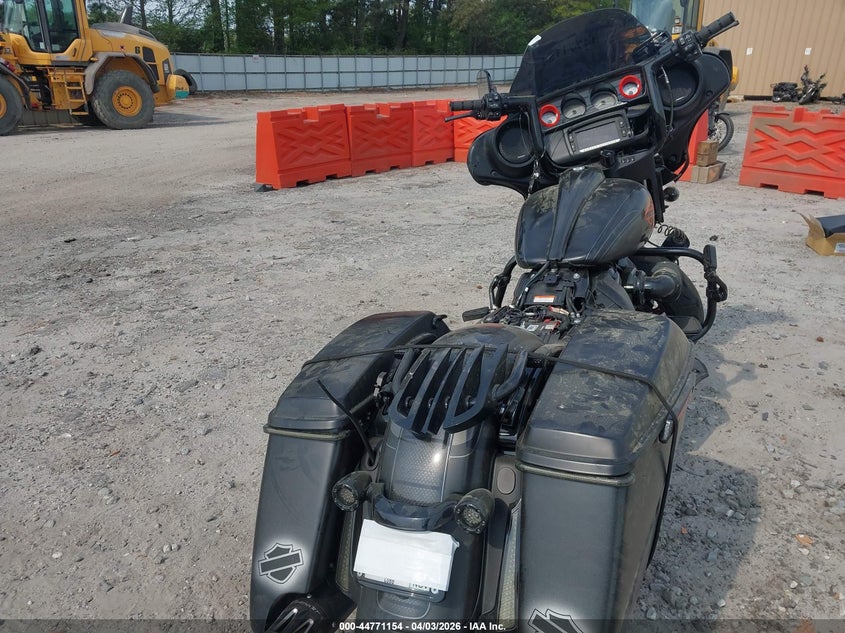 2017 Harley-Davidson Flhxs Street Glide Special VIN: 1HD1KRC14HB601420 Lot: 44771154