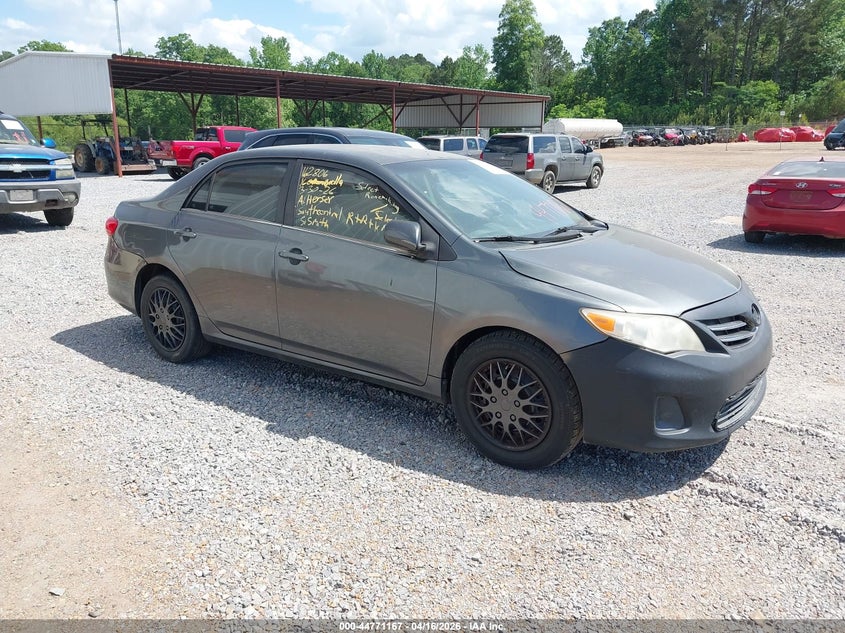 2013 TOYOTA COROLLA LE