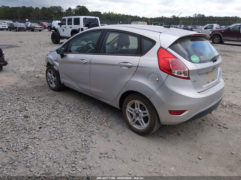 Vin: 3fadp4ej7hm109219, lot: 45268437, ford fiesta se 20173