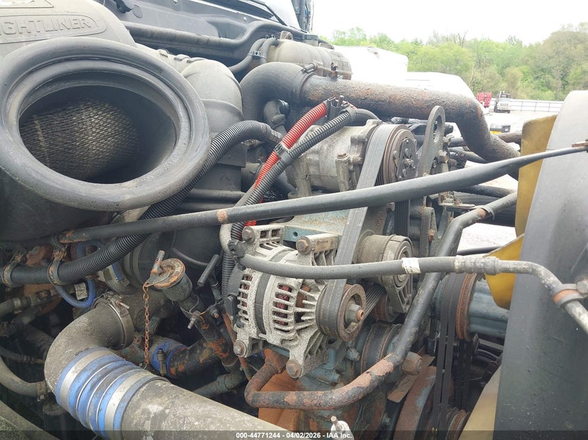 2013 OTHER FREIGHTLINER CONVENTIONAL COLUMBIA INDUSTRIAL N/A