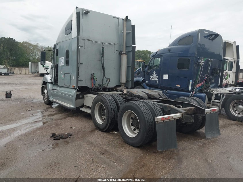 2013 OTHER FREIGHTLINER CONVENTIONAL COLUMBIA INDUSTRIAL N/A