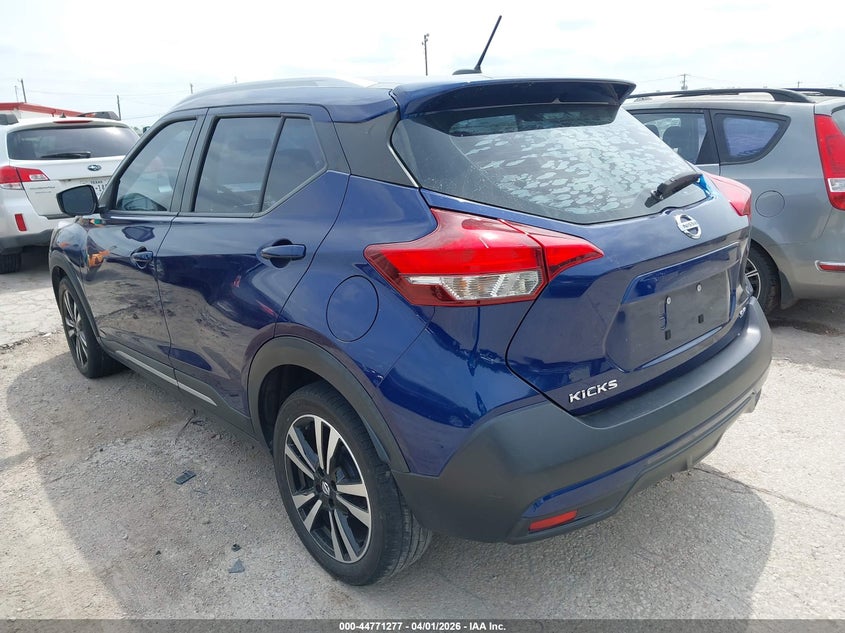 2018 Nissan Kicks Sr