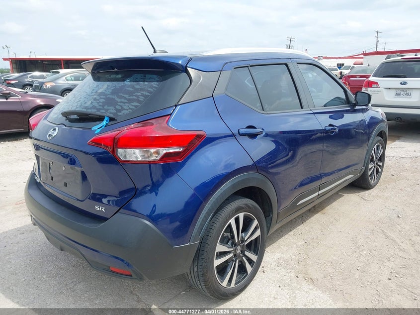 2018 Nissan Kicks Sr