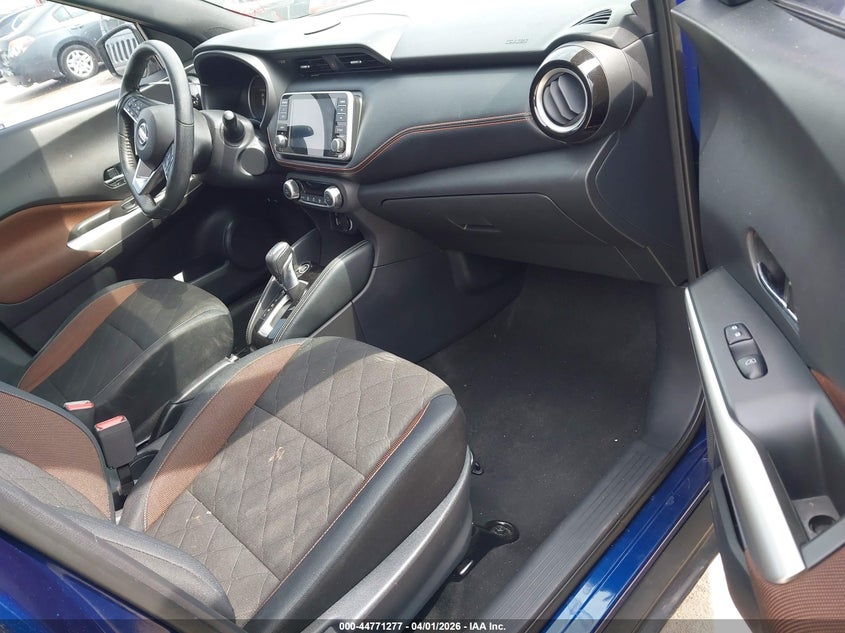 2018 Nissan Kicks Sr