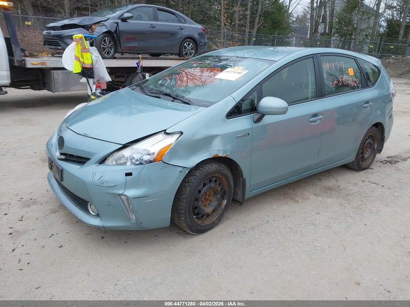 2013 Toyota Prius V Five