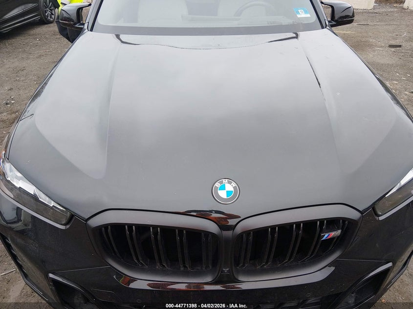 VIN 5UX33EU06S9W31070 2025 BMW X5 M60I