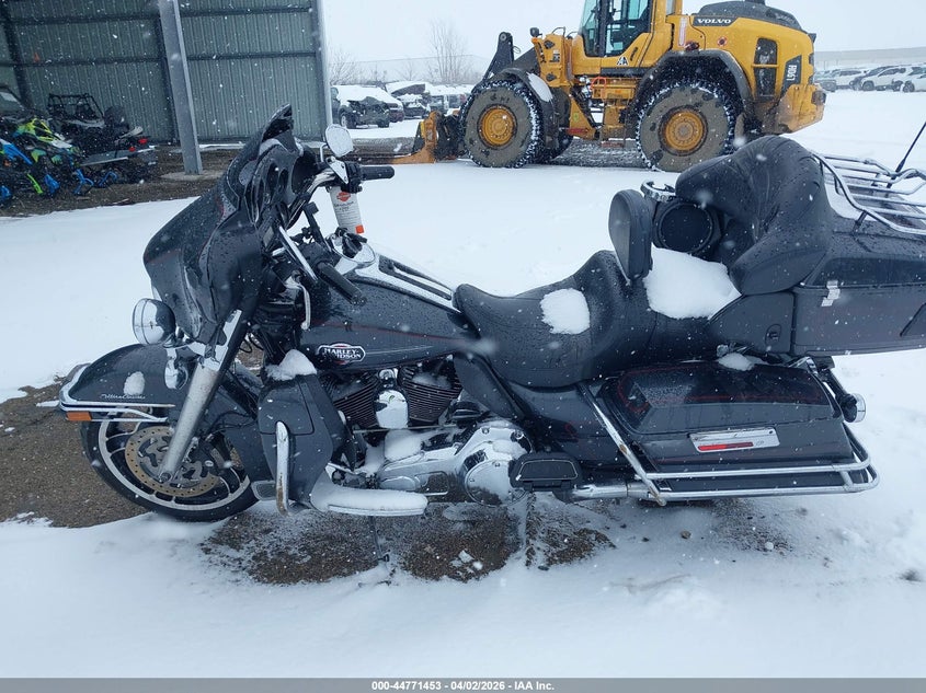 2009 Harley-Davidson Flhtcu VIN: 1HD1FC4179Y670469 Lot: 44771453