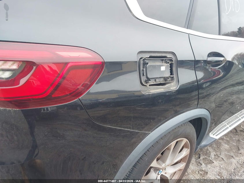 2019 BMW X5 auction photo 6