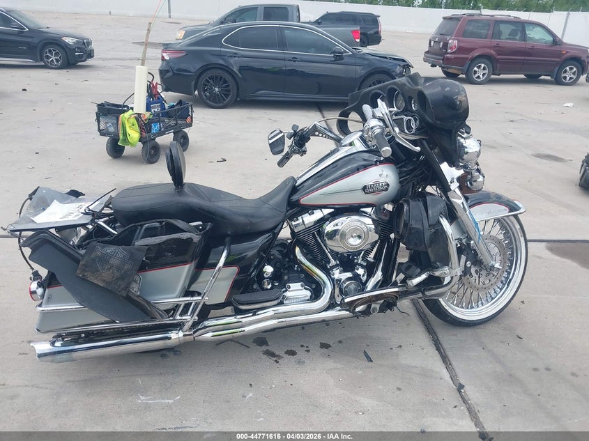 2010 Harley-Davidson Flhtcu VIN: 1HD1FC411AB603910 Lot: 44771616