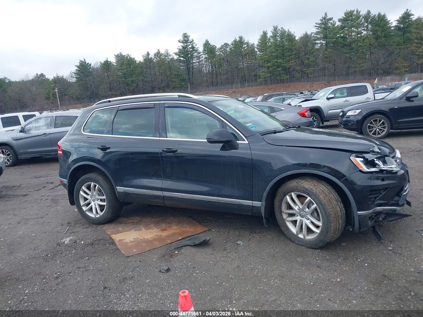 2016 Volkswagen Touareg Tdi Sport W/Technology VIN: WVGEP9BP6GD007128 Lot: 44771661
