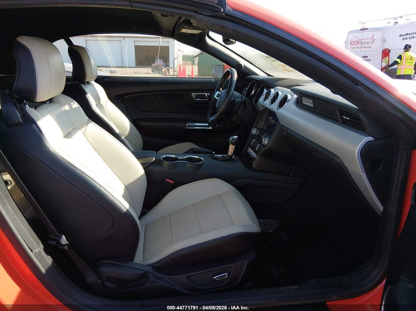 2016 Ford Mustang Ecoboost Premium