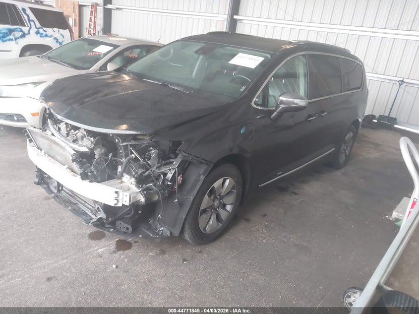 2018 Chrysler Pacifica Hybrid Limited