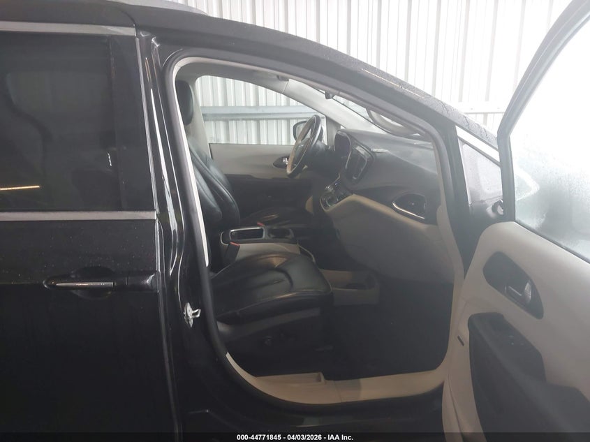 2018 Chrysler Pacifica Hybrid Limited