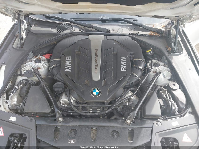 2016 BMW 550I XDRIVE · Photo 10