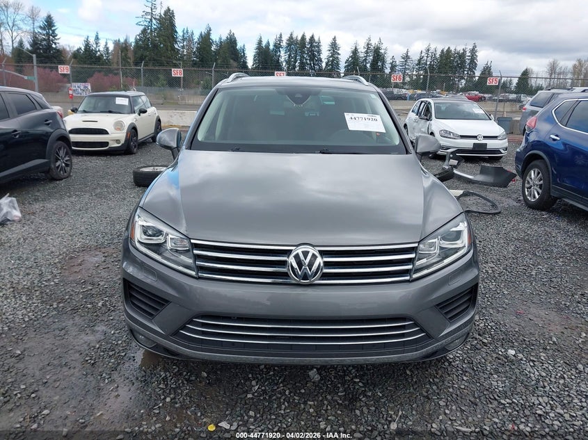 2016 Volkswagen Touareg Vr6 Lux VIN: WVGEF9BP4GD002352 Lot: 44771920
